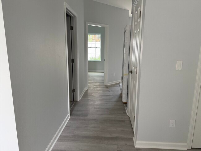 Building Photo - 2111 Owens St