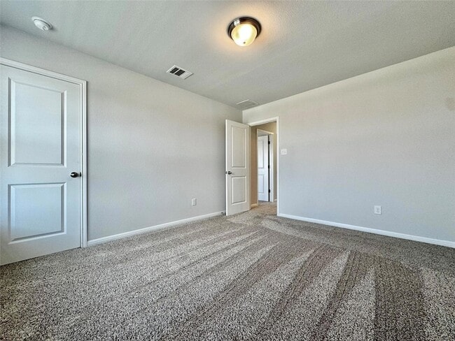Building Photo - 5701 Pleasanton Pkwy