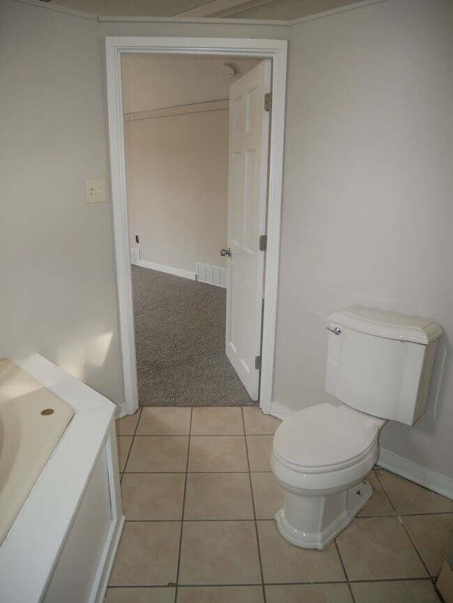 Building Photo - 7609 Clarkfield Pl