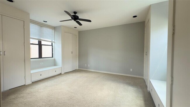 Building Photo - 2511 Nantucket Dr