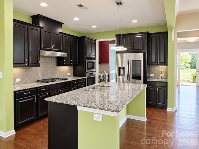 Building Photo - 2642 Treeline Dr