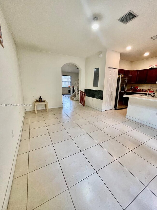 Building Photo - 9336 W 33rd Ave