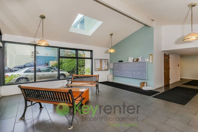 Building Photo - Stylish 2-Bed Condo with Pool & Clubhouse Access