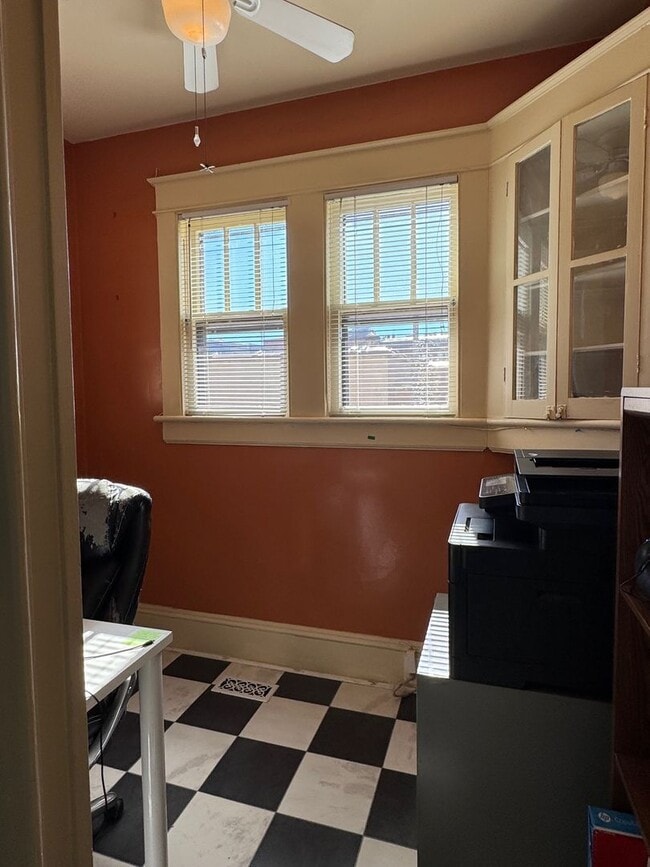 Building Photo - 4 Dixie Trail