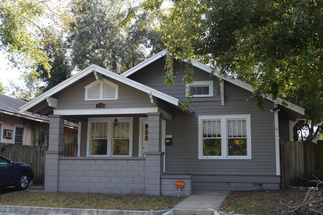 Primary Photo - 2536 Phyllis St