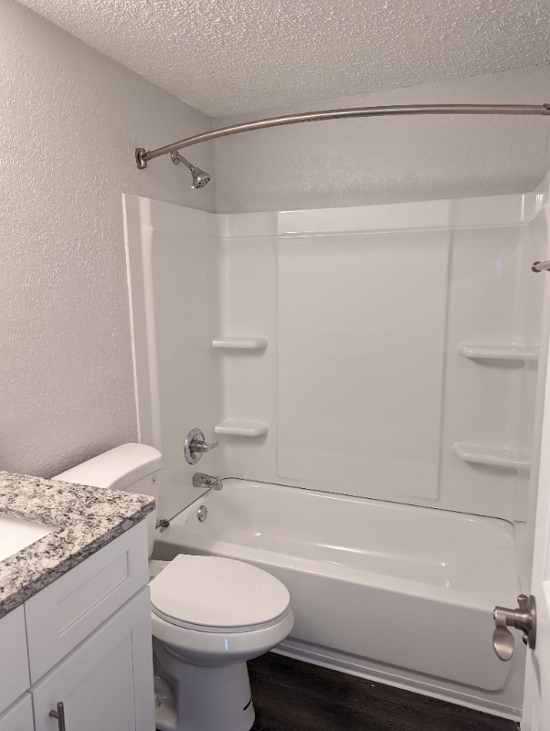 Building Photo - 1400 5th Ave N