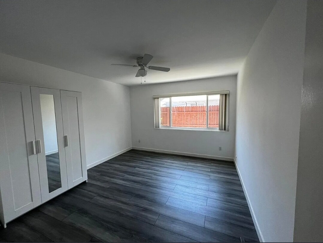 Building Photo - 340 Rennie Ave