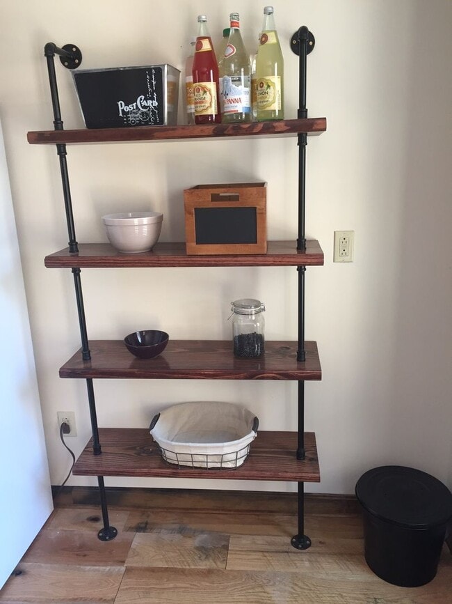 Building Photo - BEAUTIFUL, BRIGHT AND OPEN 1 BED, 1BATH  HOUSE IN HEART OF NOIRTHSIDE- AVAIL NOW!