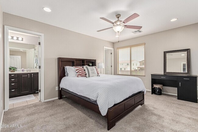 Building Photo - 7657 S Debra Dr