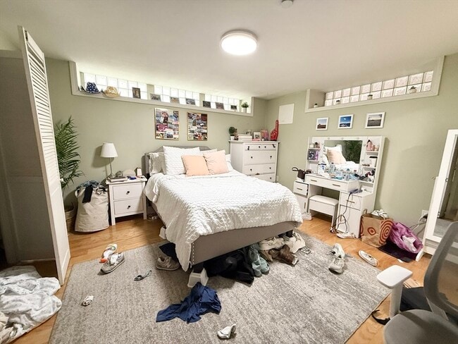 Building Photo - 195 W 3rd St