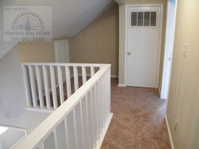 Building Photo - 93 Sycamore Cir
