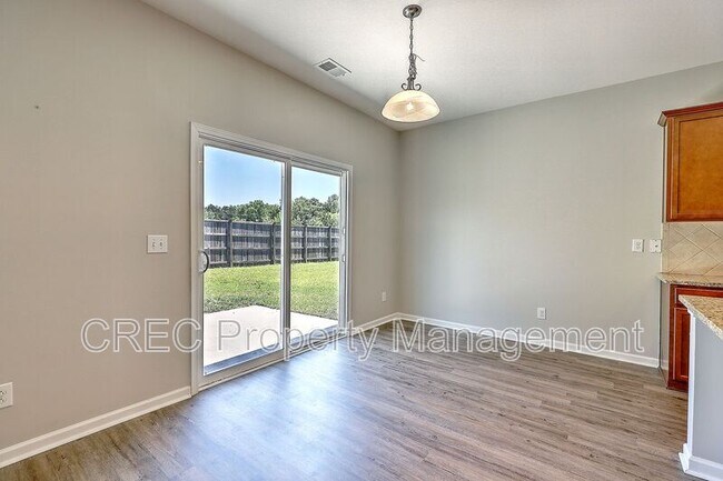 Building Photo - 9657 Spencer Woods Rd