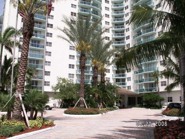 The Tides - 3801 S Ocean Dr