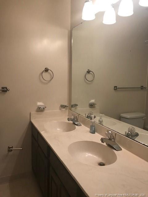 Building Photo - 723 Victorian Pl