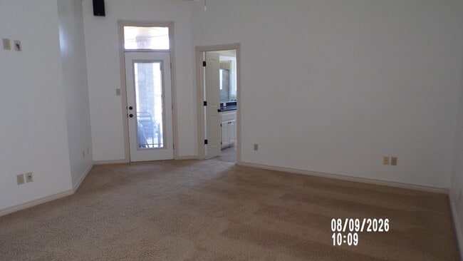 Building Photo - 114 Sandy Trail Cir