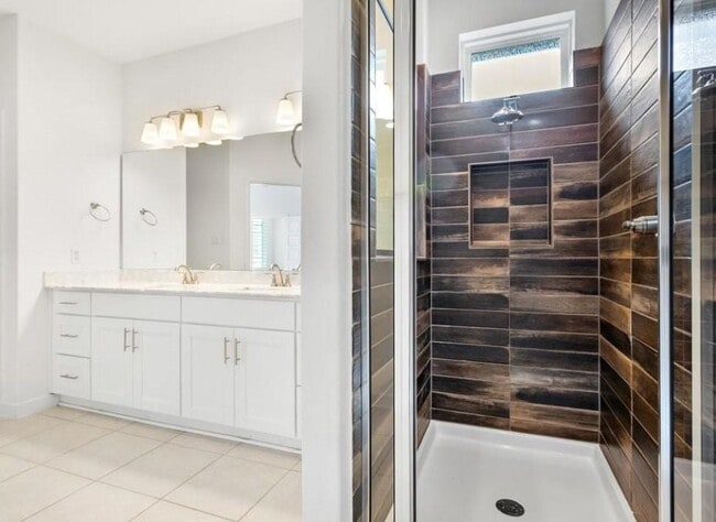 Building Photo - 121 San Domenico Cv