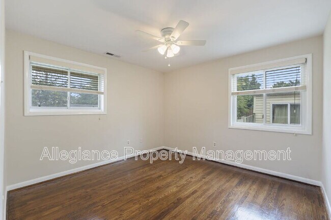Building Photo - 2311 N Dinwiddie St