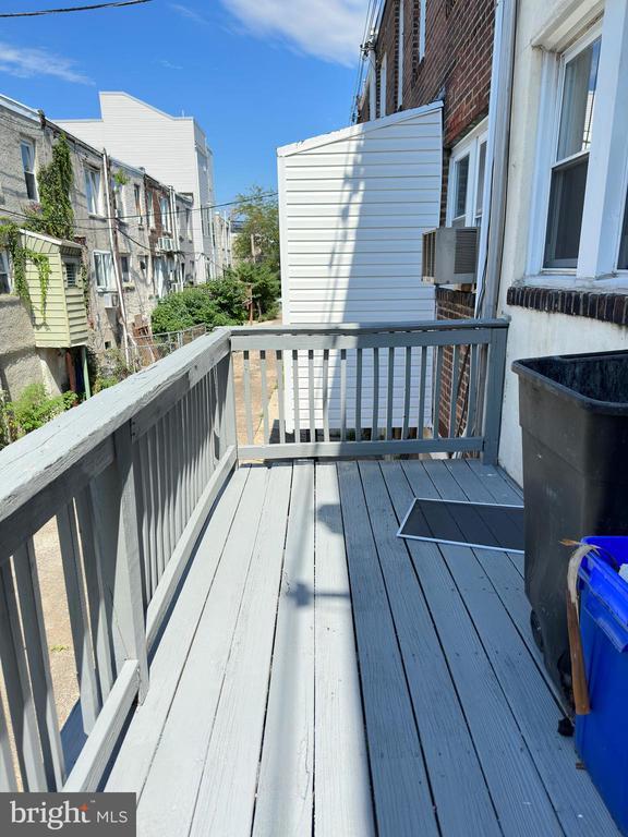 Building Photo - 1422 S Patton St