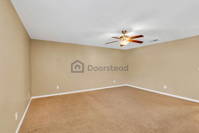 Building Photo - 30 Pony Ct