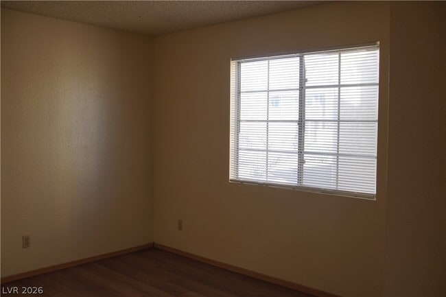 Building Photo - 4646 Tracylynn Ln