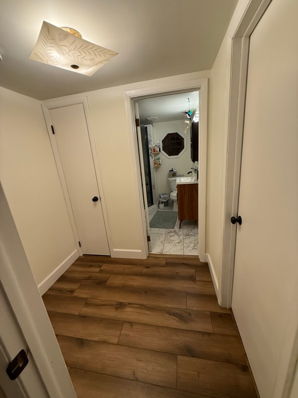 Building Photo - 688 Montrose Ave