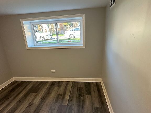 Building Photo - 1823 Oak Park Ave