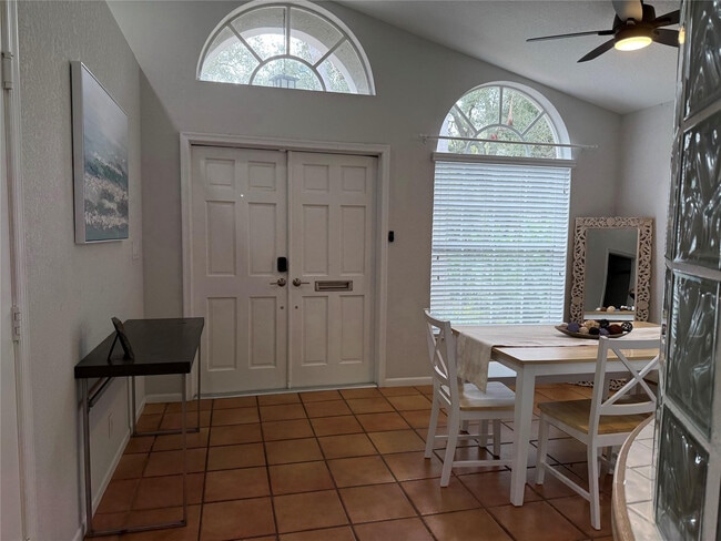 Building Photo - 607 SW 15th St