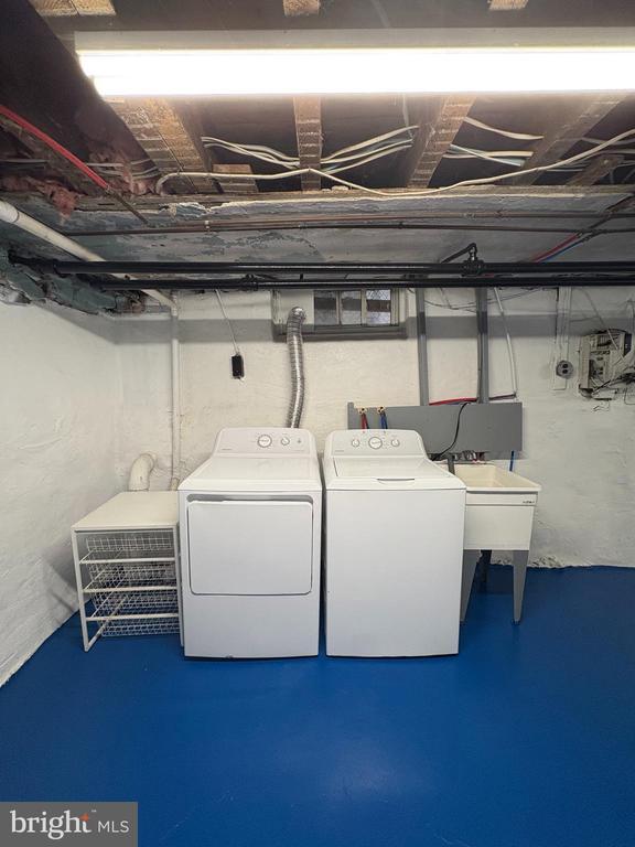 Building Photo - 2525 N 31st St