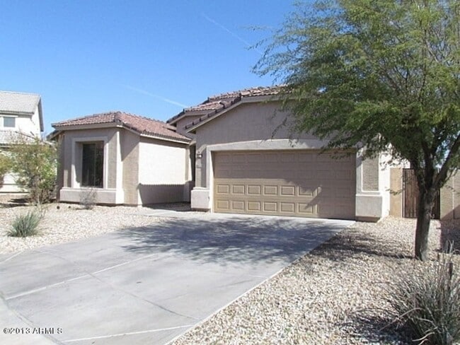 Building Photo - Nice, Spacious Home In Avondale
