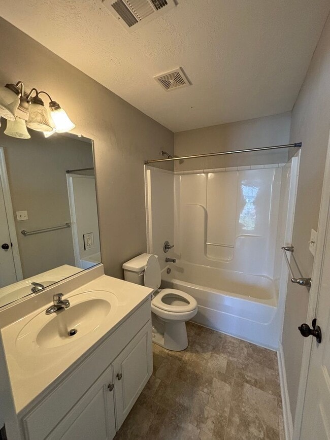 Building Photo - 846 Bryan Cir