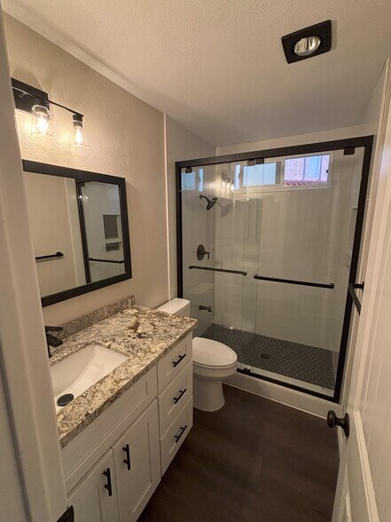 Building Photo - 6701 Paseo del Norte