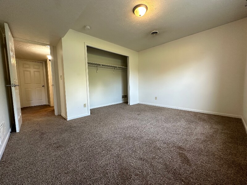 Building Photo - 4429 Aurelius Rd