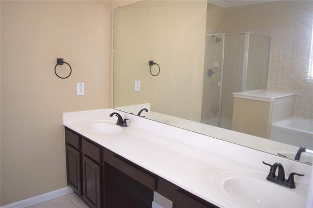 Building Photo - 3431 Jasper Dr
