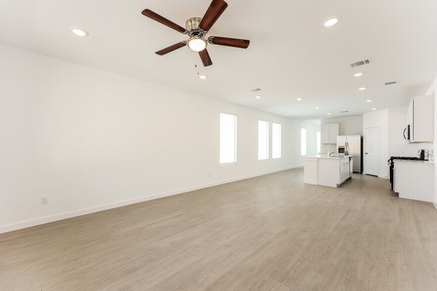 Building Photo - 534 Kayden Ct