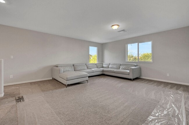 Building Photo - Gated community Located within the Valley Vista Master Plan. 4 Bed 3 Bath features and Open and i...