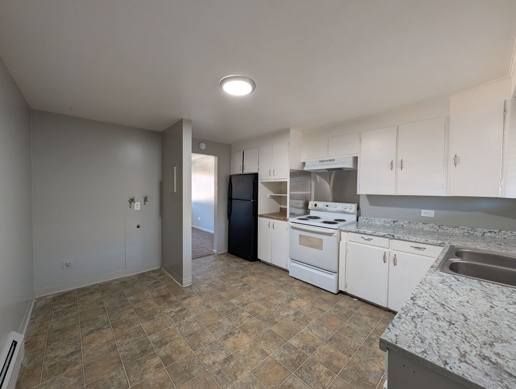 Building Photo - 1741 Clinton St