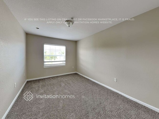 Building Photo - 206 SW 7th Ct