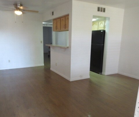 Building Photo - 12123 W Bell Rd