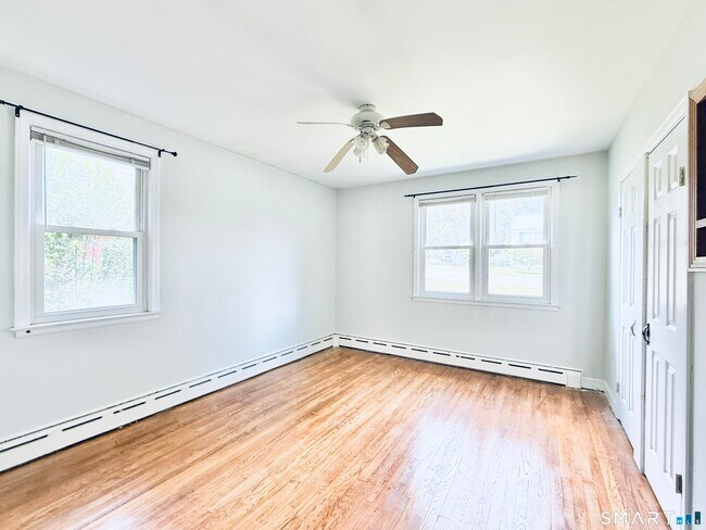 Building Photo - 112 Ochsner Pl