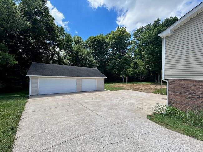 Building Photo - 3721 Lavender Ct