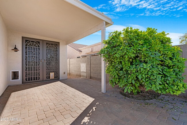 Building Photo - 36590 W Barcelona Ln