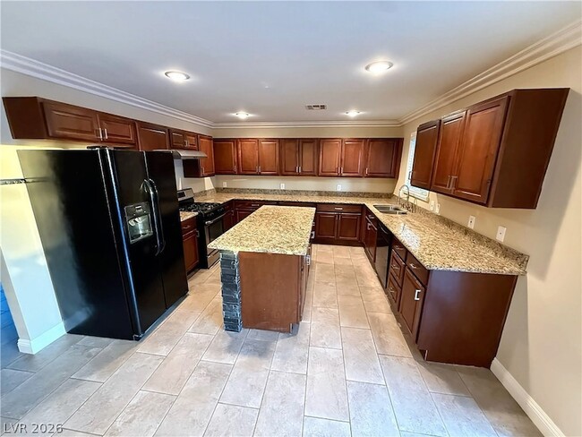 Building Photo - 3875 Hoopa Ln