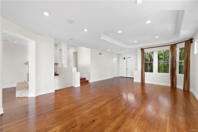 Building Photo - 28 Coral Reef