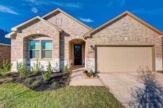Building Photo - 6110 Scott Way