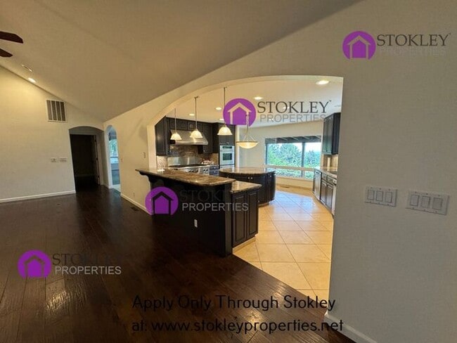 Building Photo - 121 Monte Sereno