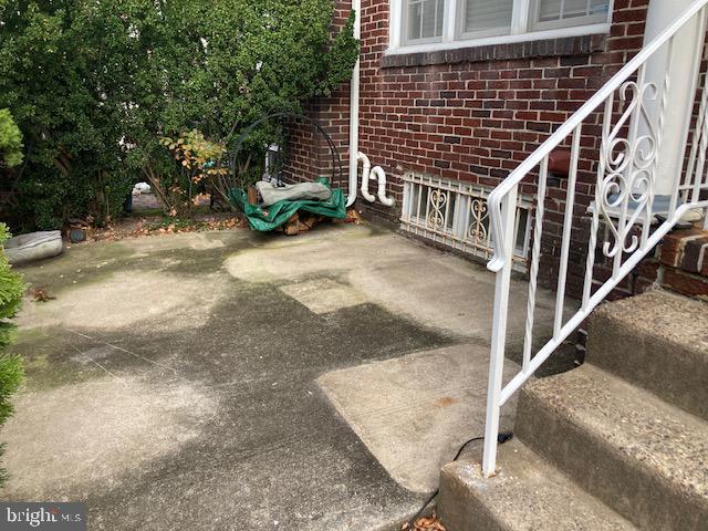 Primary Photo - 14 W Summerfield Ave