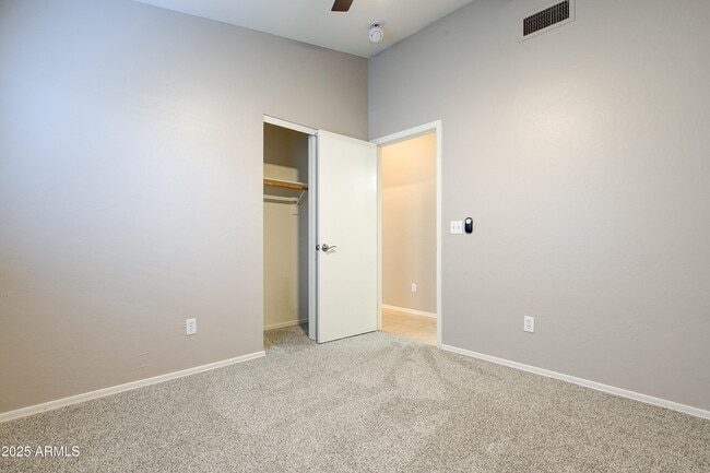 Building Photo - 4402 E Creosote Dr