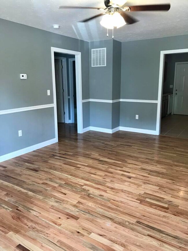 37 Dark Hollow Rd 37 Dark Hollow Rd Clearfield KY 40313 Apartment