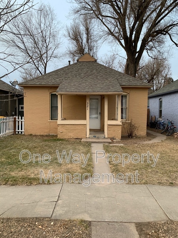 Building Photo - 321 3rd St