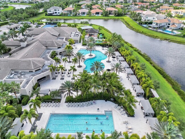 Building Photo - 9368 Eden Roc Ct